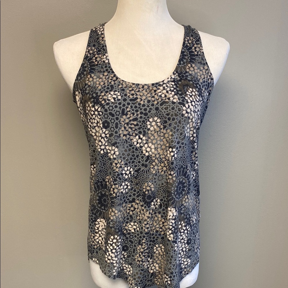 Dkny Blue and White Patterned Sleeveless Tank Top